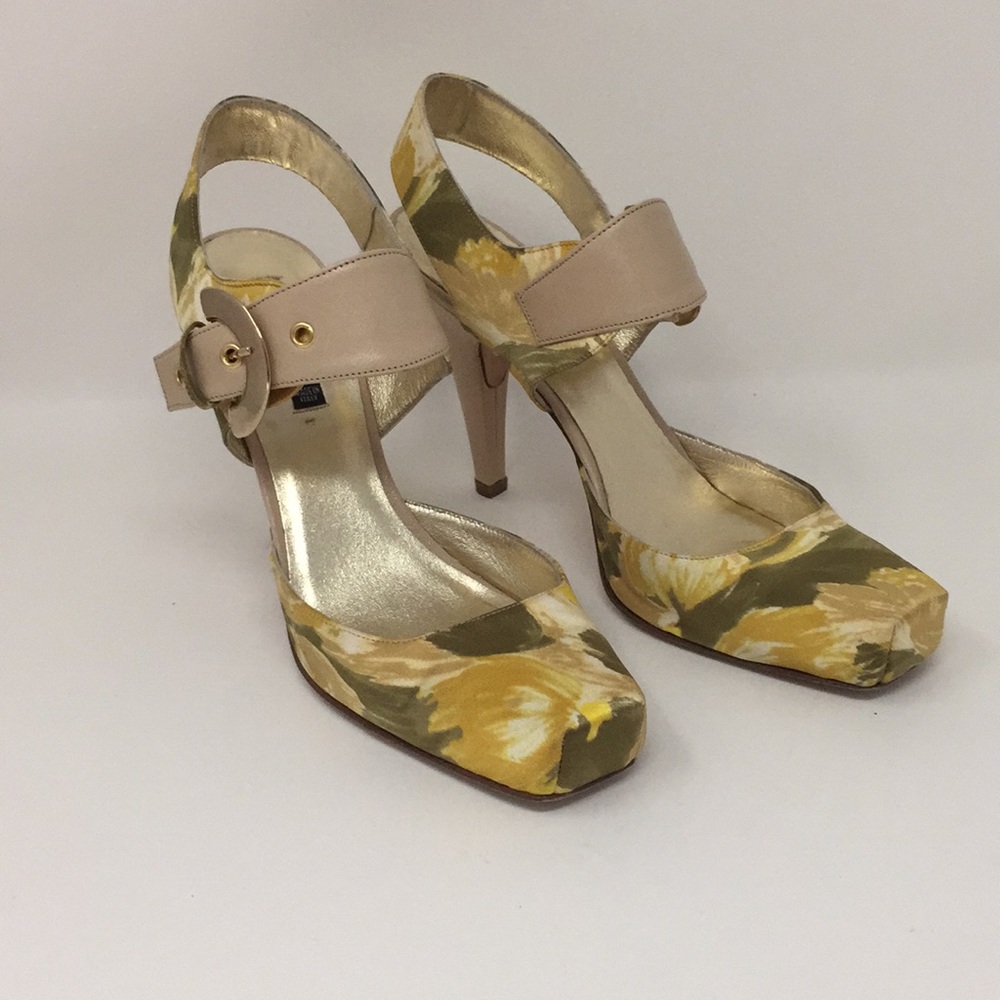 Claudia Ciuti beige 7.5 Italian sling back heels